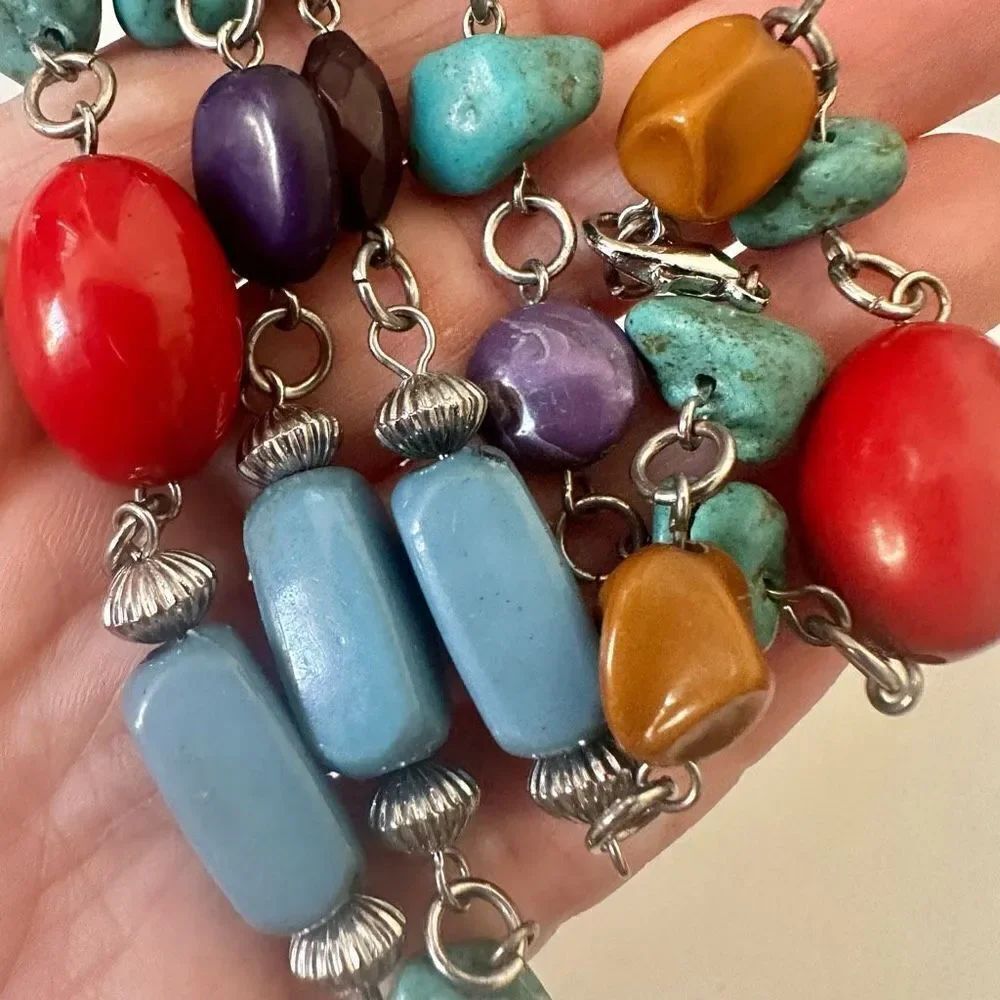 Colorful beaded necklace - Picture 6 of 7